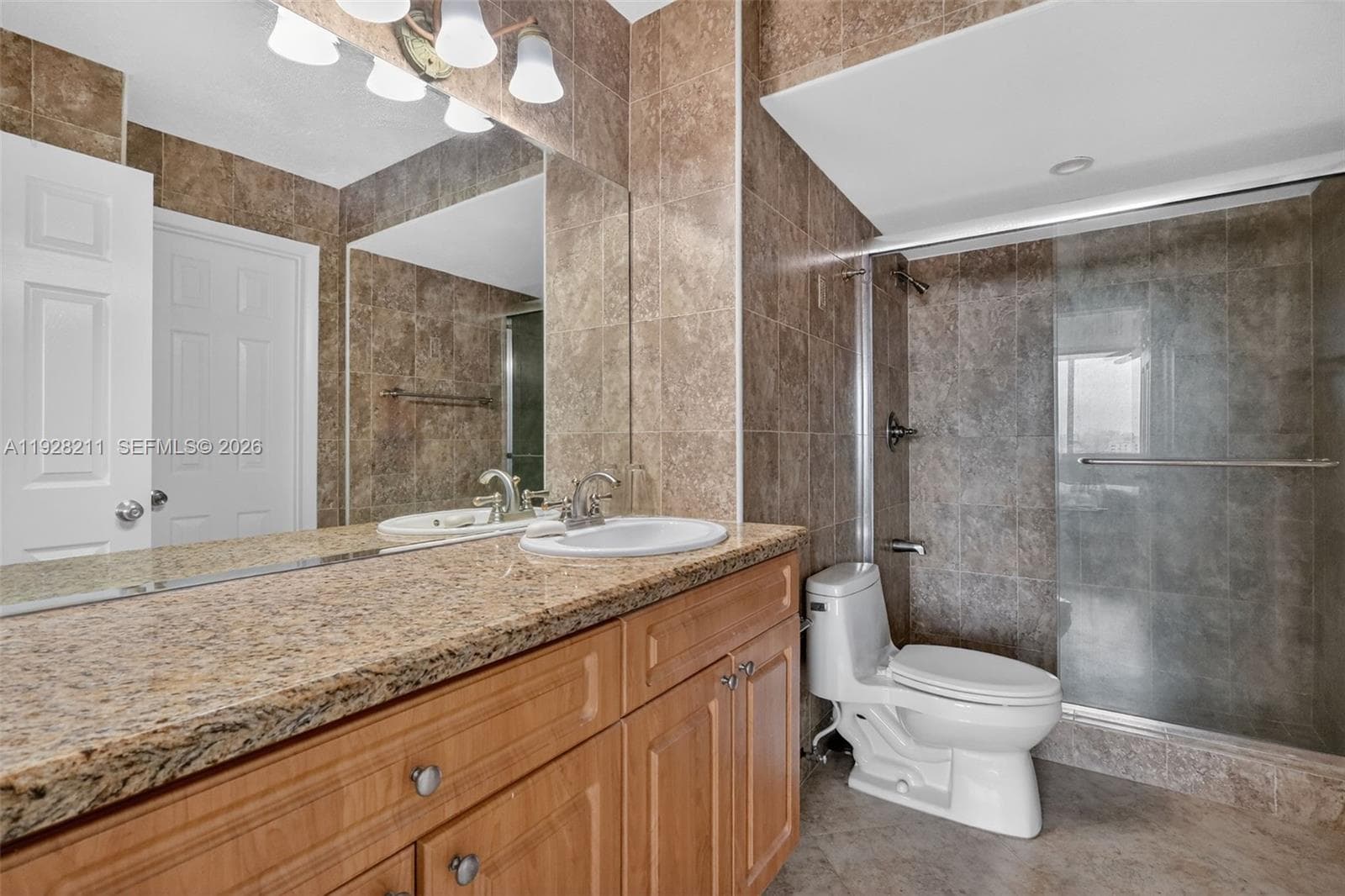 7135 Collins Ave # 1015, Miami Beach FL 33141 — 22