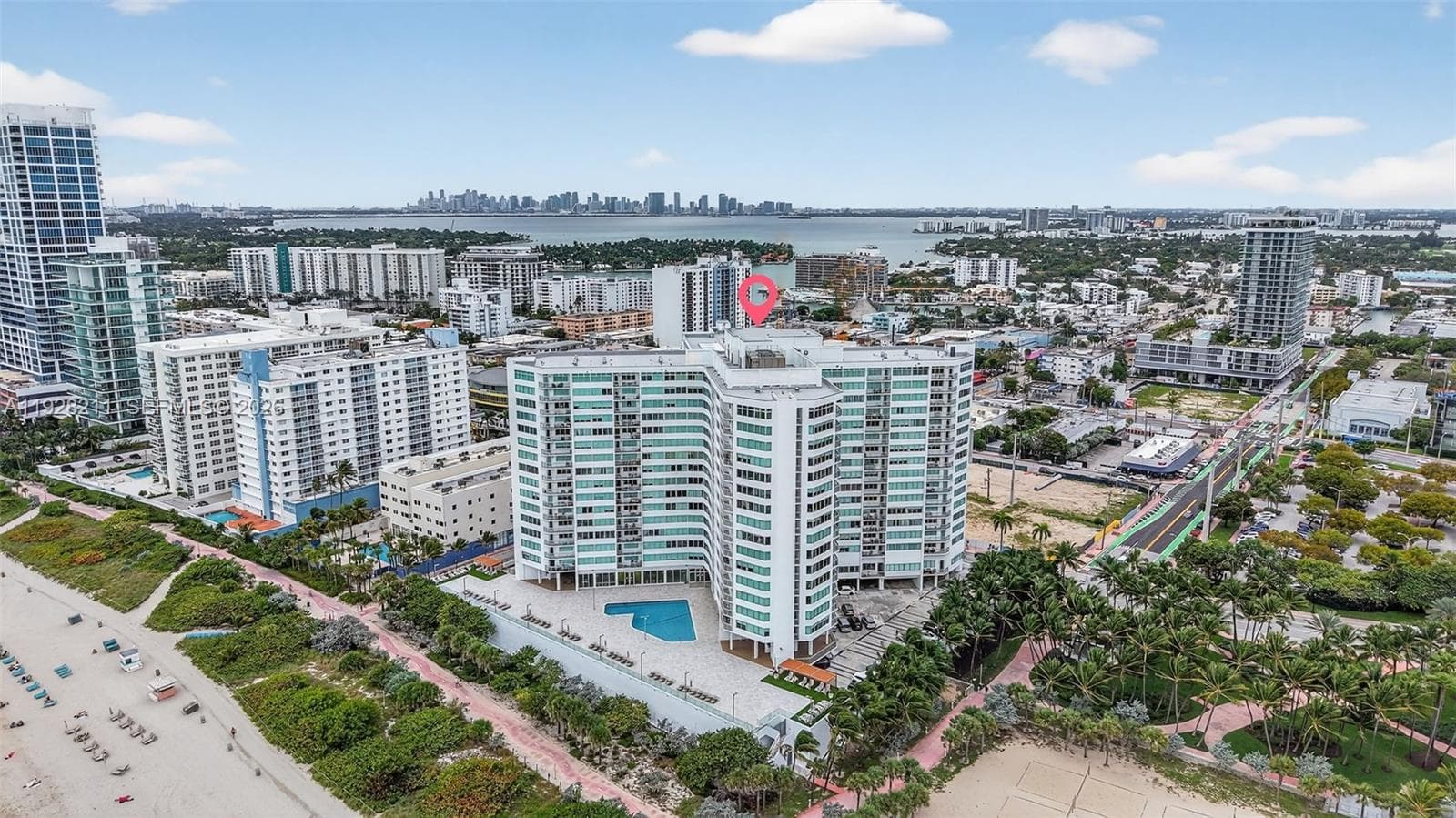 7135 Collins Ave # 1015, Miami Beach FL 33141 — 33