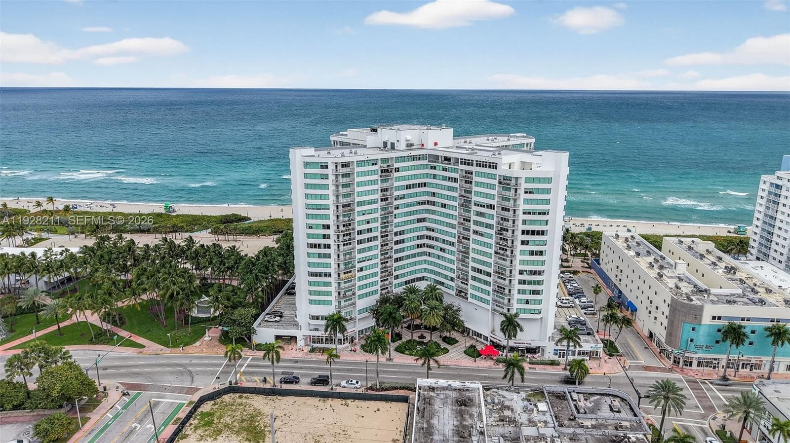 7135 Collins Ave # 1015, Miami Beach FL 33141 — 41