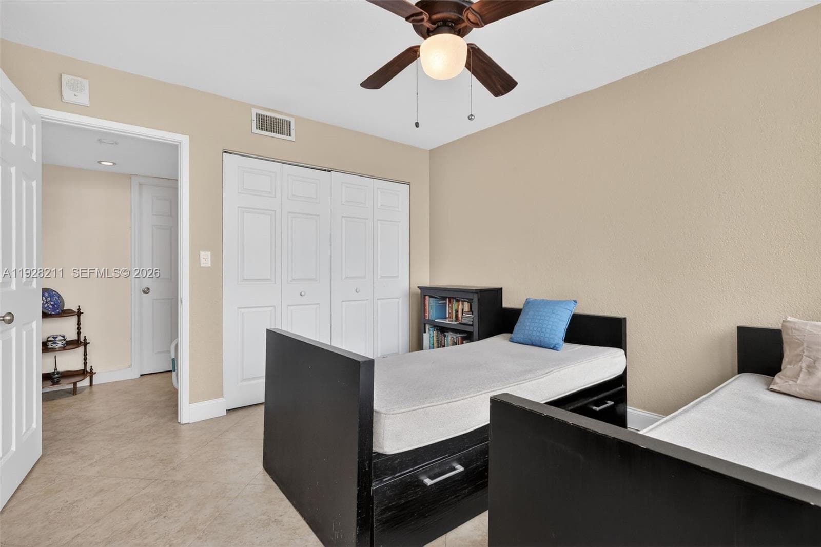 7135 Collins Ave # 1015, Miami Beach FL 33141 — 18