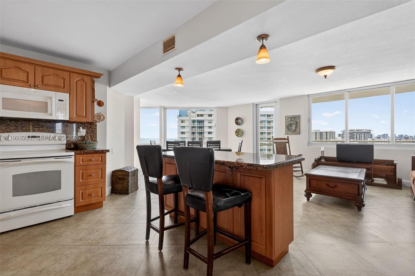 7135 Collins Ave # 1015, Miami Beach FL 33141 — 11