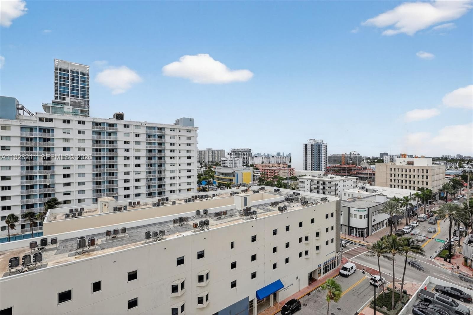 7135 Collins Ave # 1015, Miami Beach FL 33141 — 29