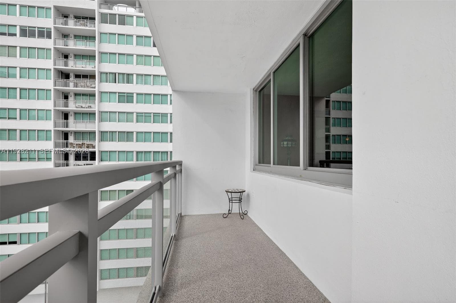 7135 Collins Ave # 1015, Miami Beach FL 33141 — 25