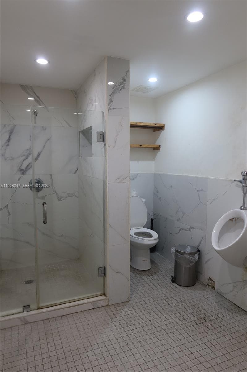 1480 NE 131st St 105, North Miami FL 33161 — 7
