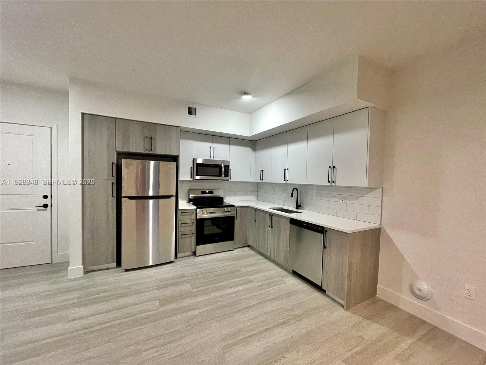 18412 Homestead Ave # 124, Miami FL 33157 — 1