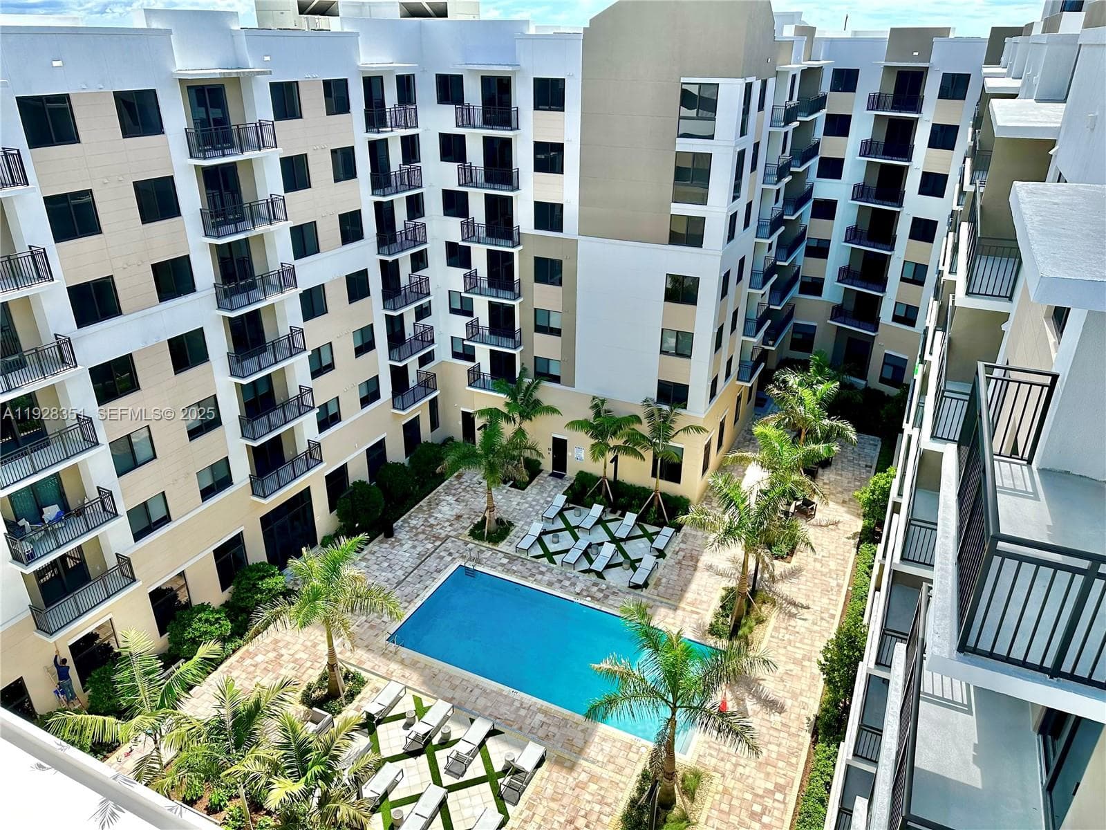 18412 Homestead Ave # 227, Miami FL 33157 — 24