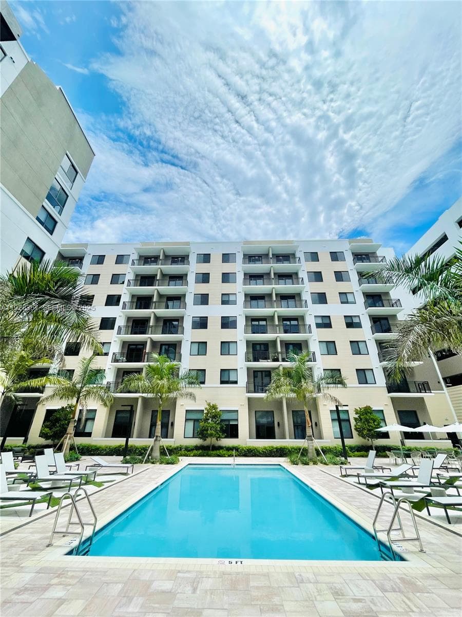 18412 Homestead Ave # 227, Miami FL 33157 — 14