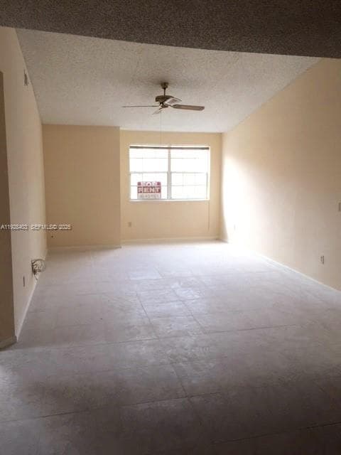 18324 NW 68 # H, Hialeah FL 33015 — 9