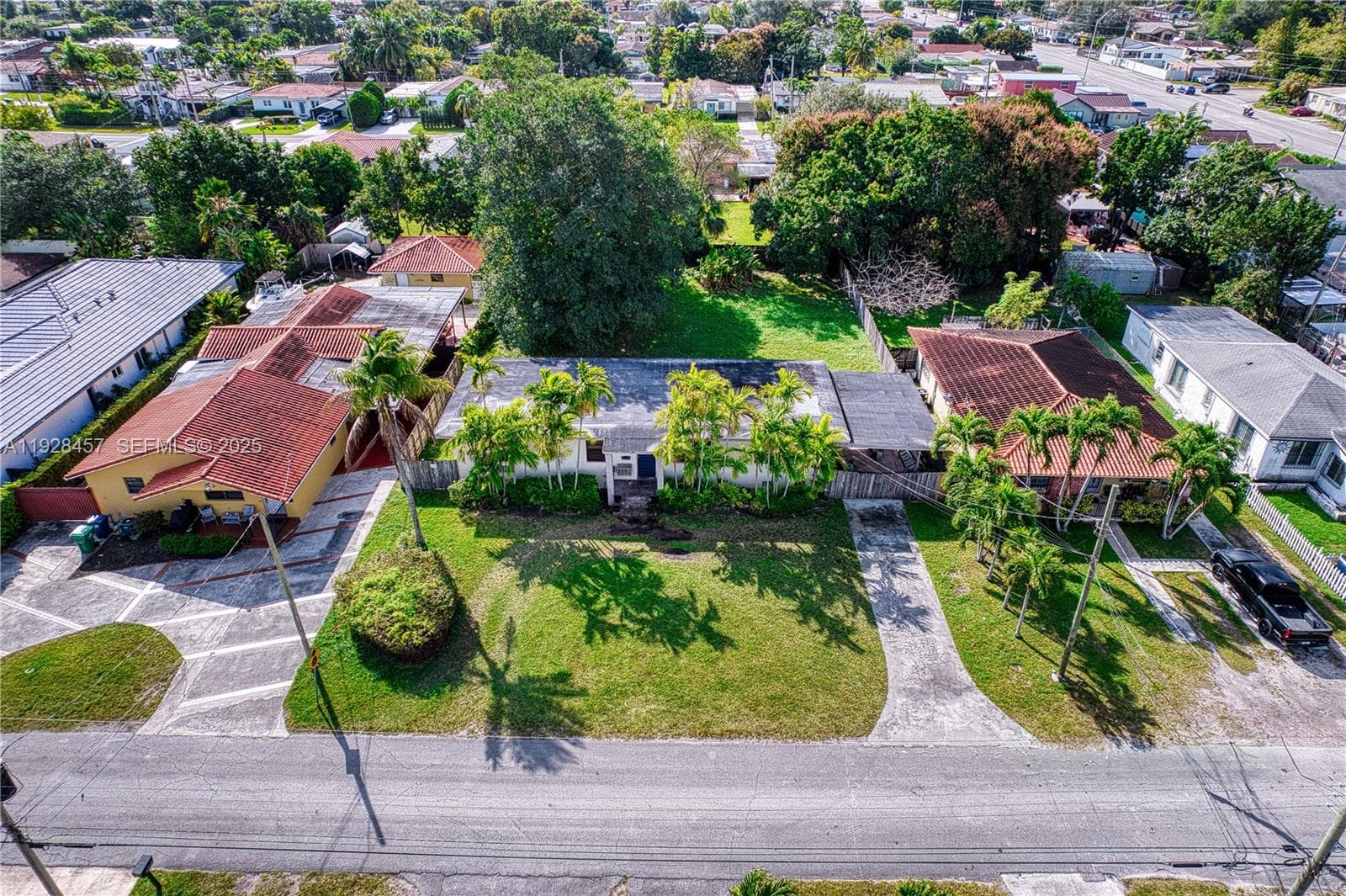 6550 SW 27th St, Miami FL 33155 — 14