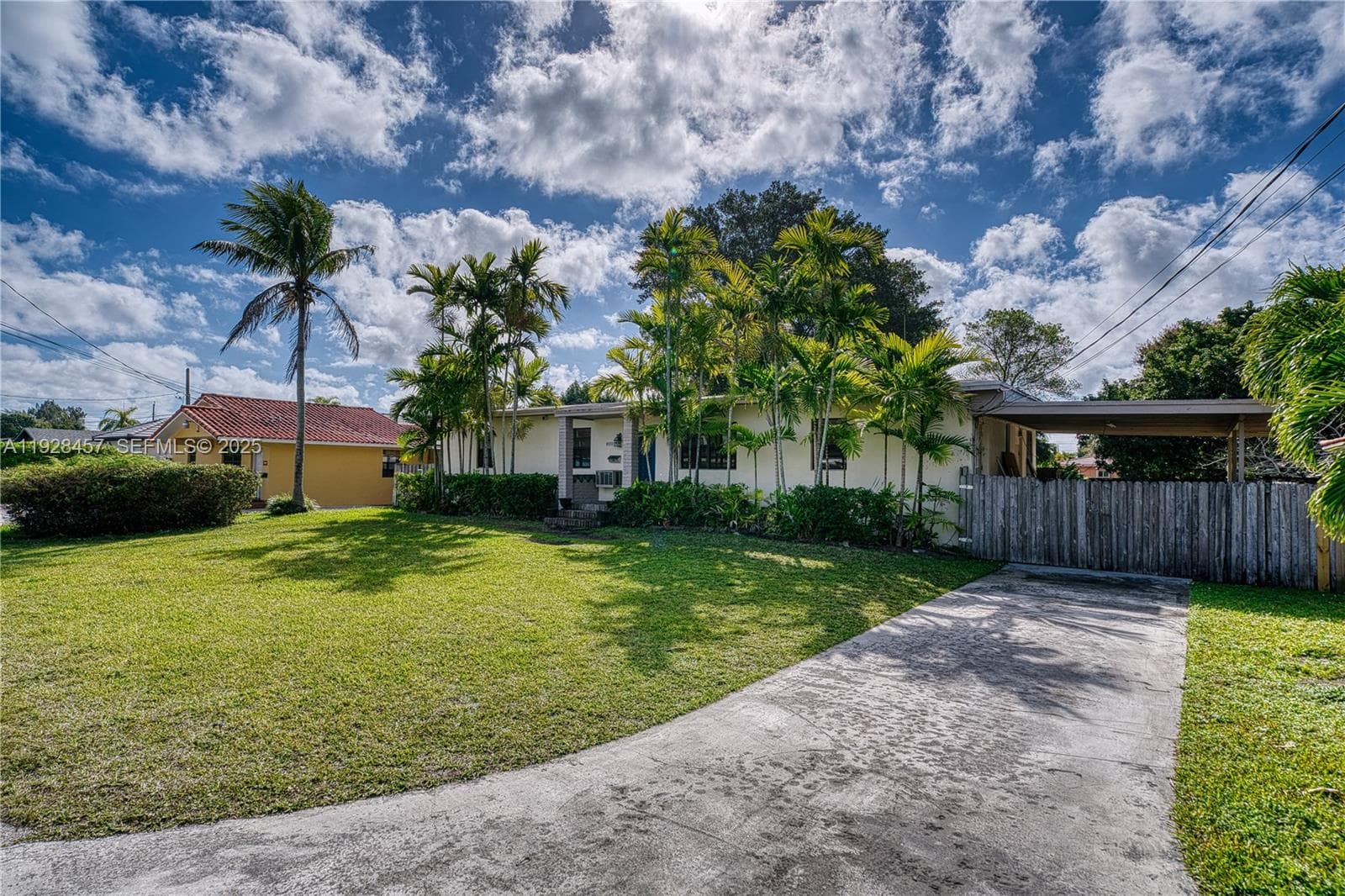 6550 SW 27th St, Miami FL 33155 — 4