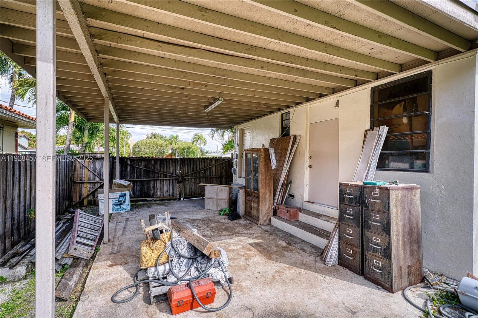6550 SW 27th St, Miami FL 33155 — 25