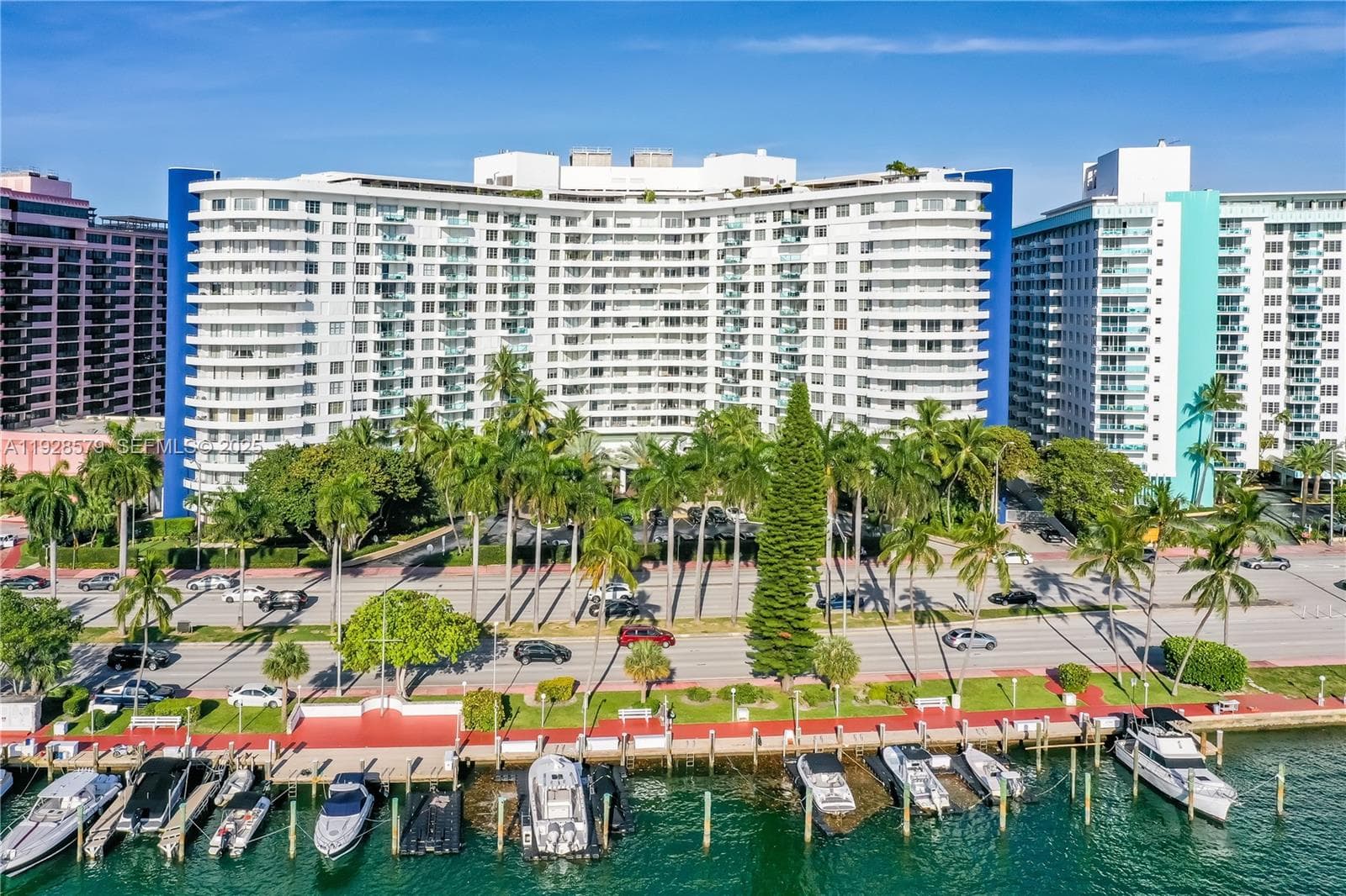 Seacoast 5151 Condo, Miami Beach, FL — 2