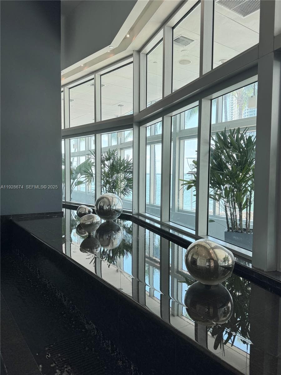335 S Biscayne Blvd # 2403, Miami FL 33131 — 22
