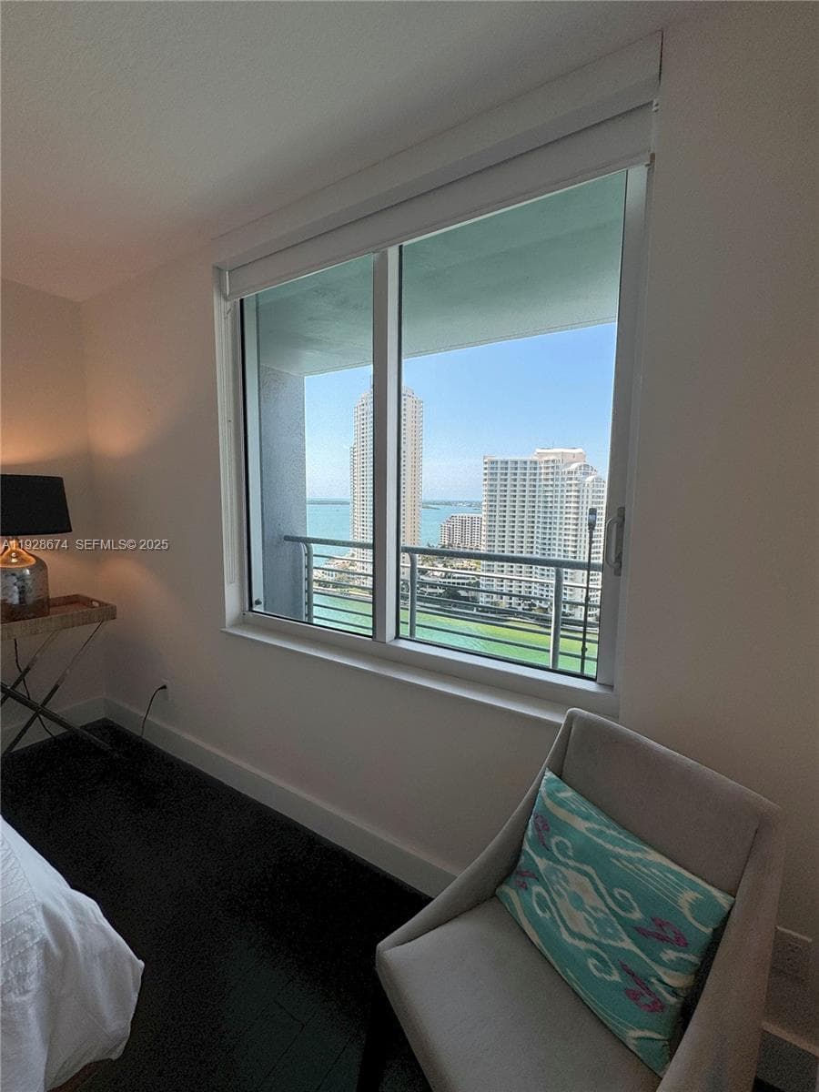 335 S Biscayne Blvd # 2403, Miami FL 33131 — 14