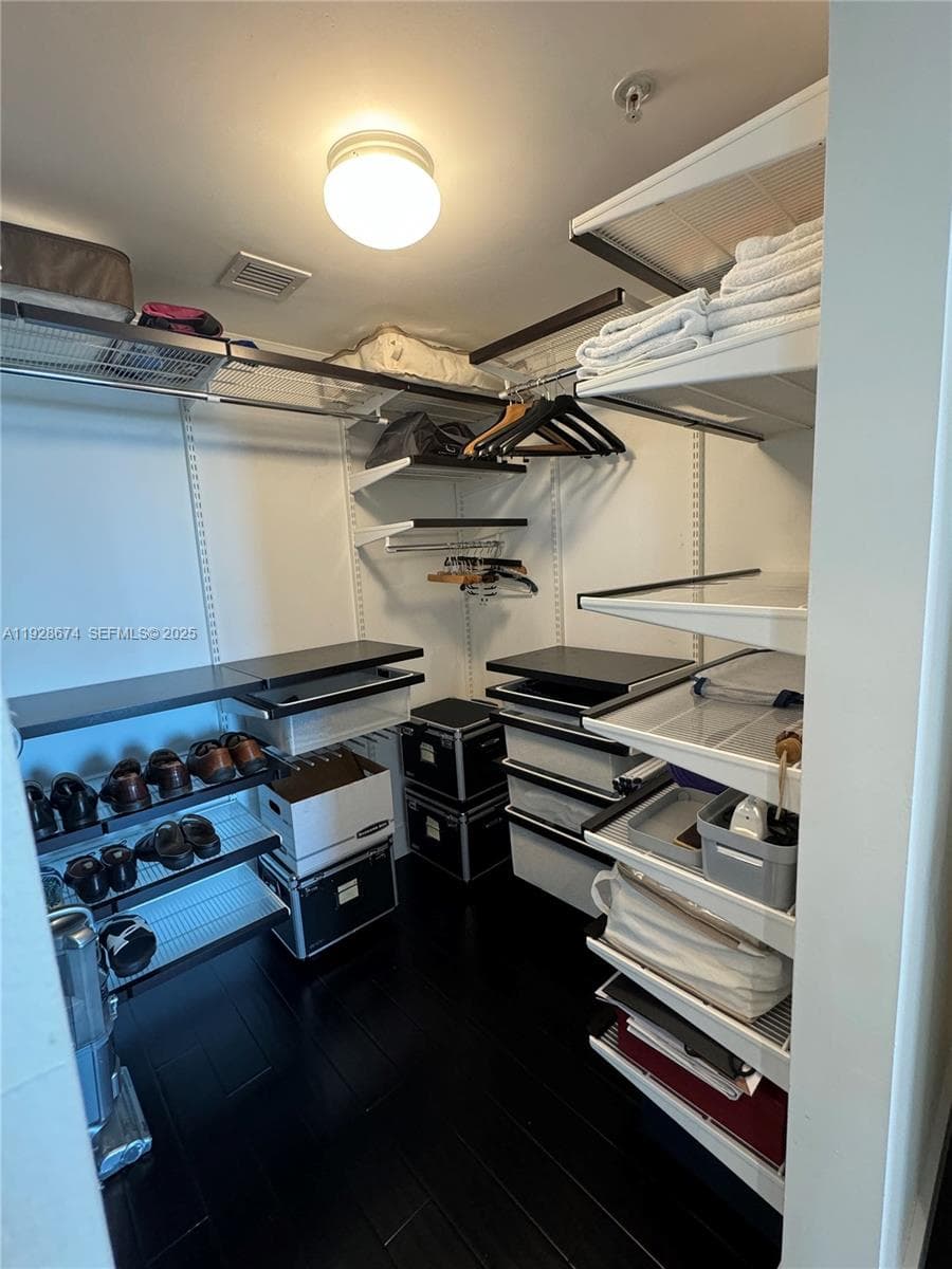 335 S Biscayne Blvd # 2403, Miami FL 33131 — 11