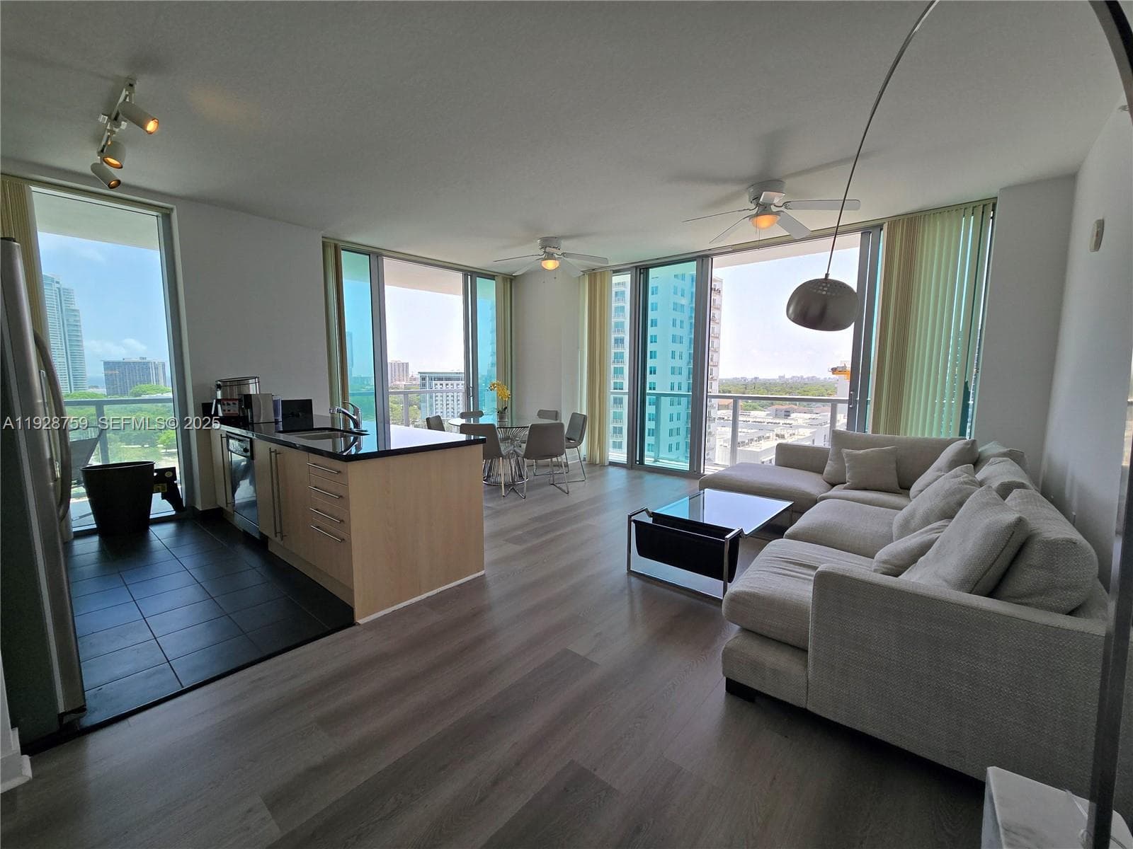 79 SW 12th St, Miami FL 33130 — 2