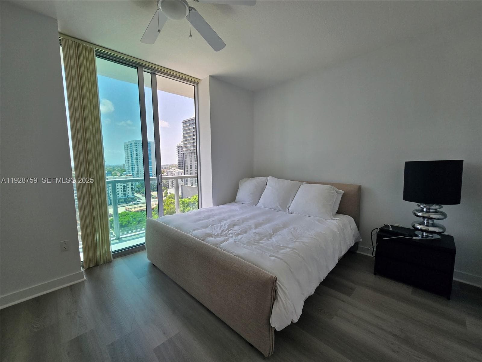 79 SW 12th St, Miami FL 33130 — 8