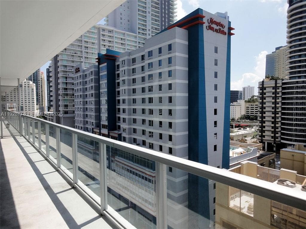 79 SW 12th St # 1203S, Miami FL 33130 — 15