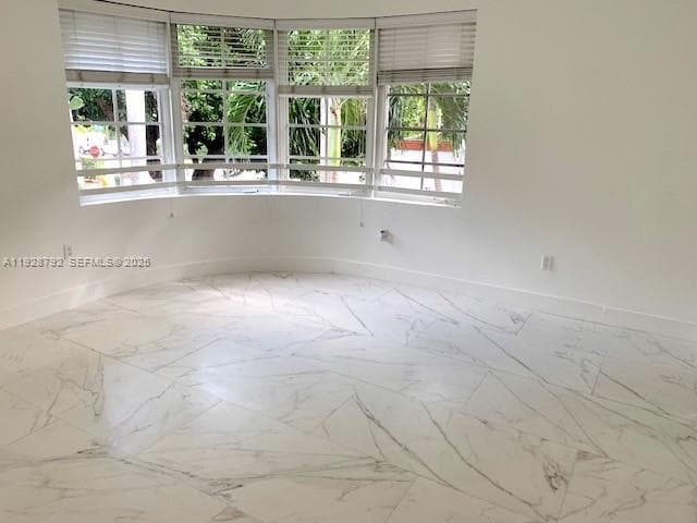 1000 Meridian Ave # 23, Miami Beach FL 33139 — 2