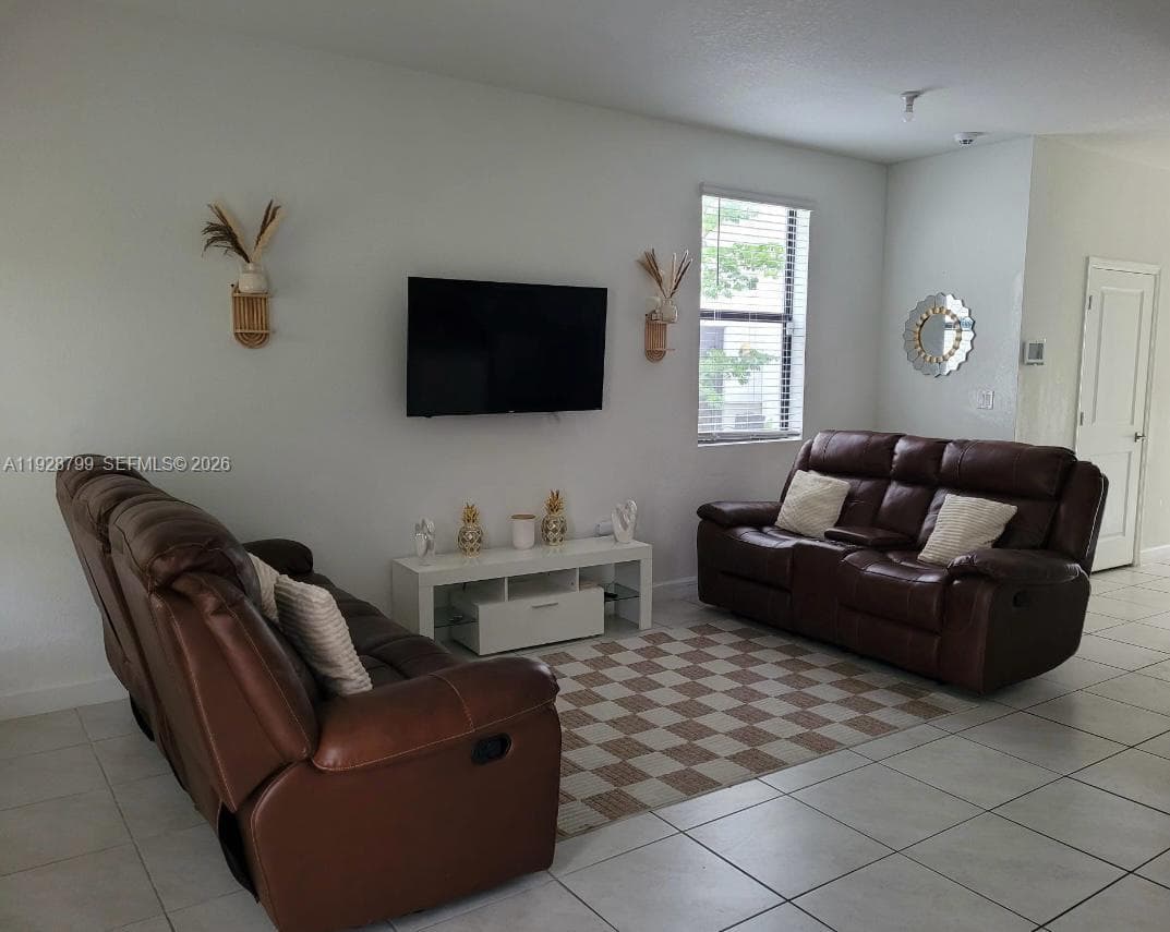 1161 SW 8th Ave, Florida City FL 33034 — 3