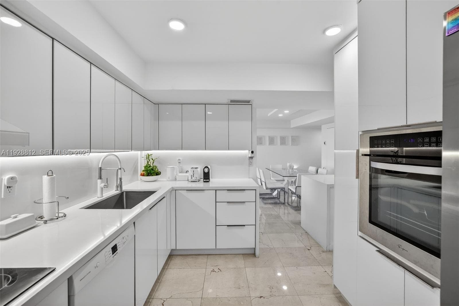 9250 W Bay Harbor Dr # 5D, Bay Harbor Islands FL 33154 — 28