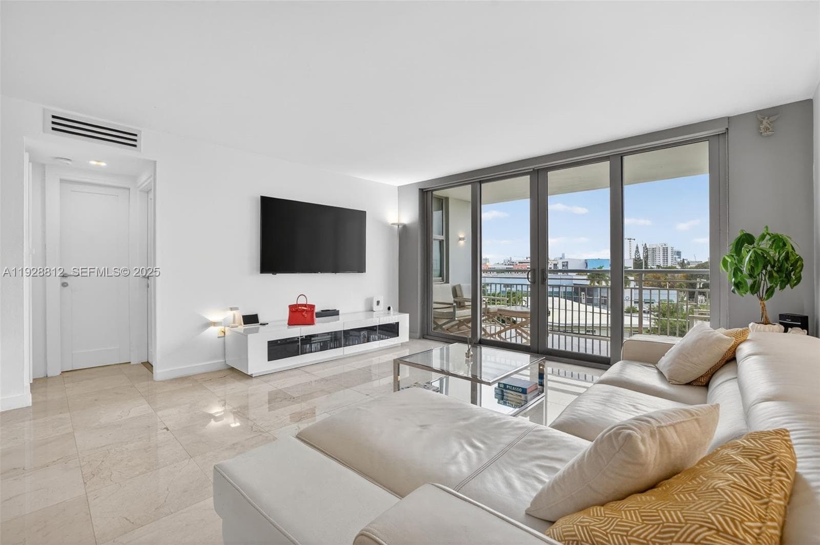 9250 W Bay Harbor Dr # 5D, Bay Harbor Islands FL 33154 — 9