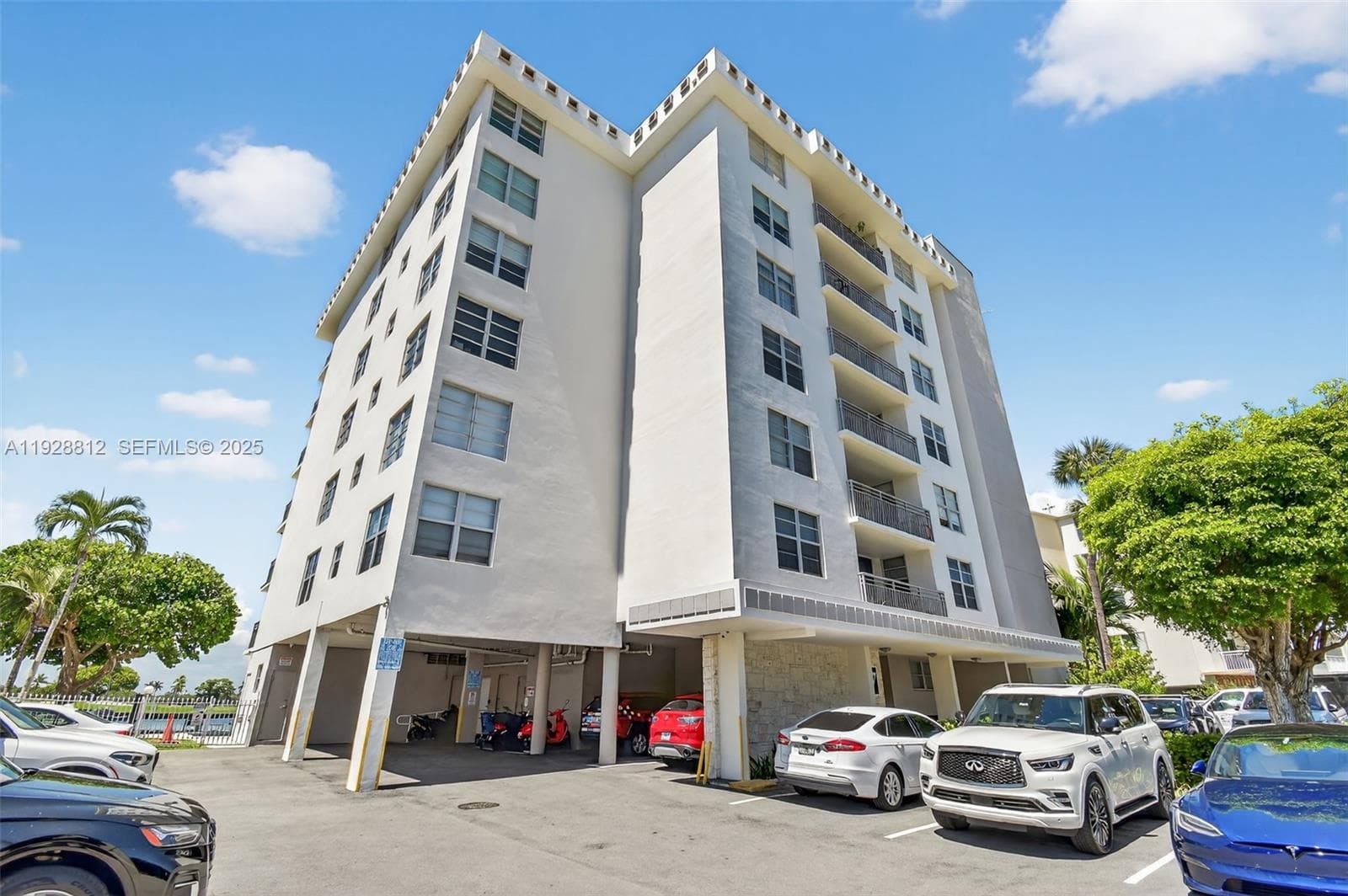 9250 W Bay Harbor Dr # 5D, Bay Harbor Islands FL 33154 — 70