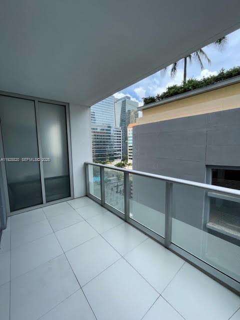 1300 BRICKELL BAY DR # 1100, Miami FL 33131 — 14