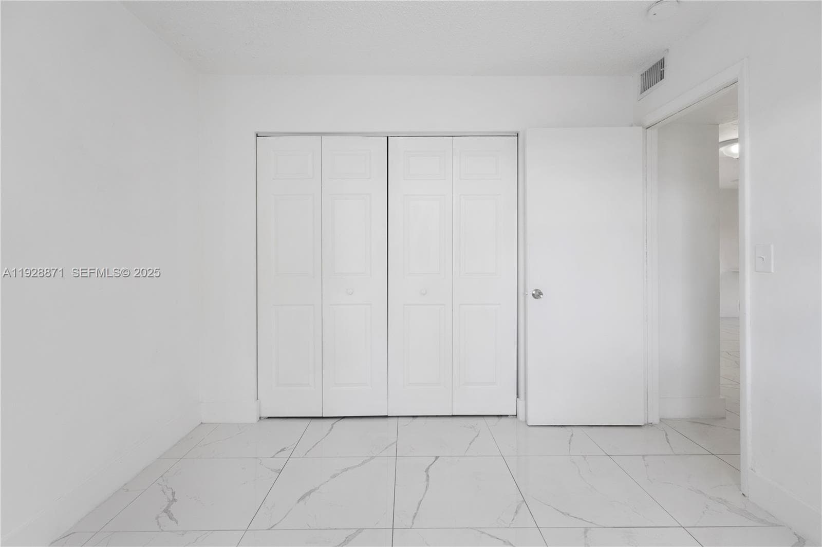 6580 W 27th Ct # 21, Hialeah FL 33016 — 23