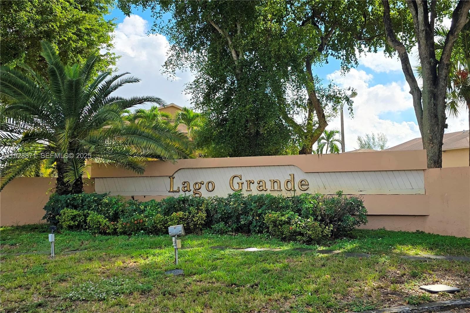 6580 W 27th Ct # 21, Hialeah FL 33016 — 2