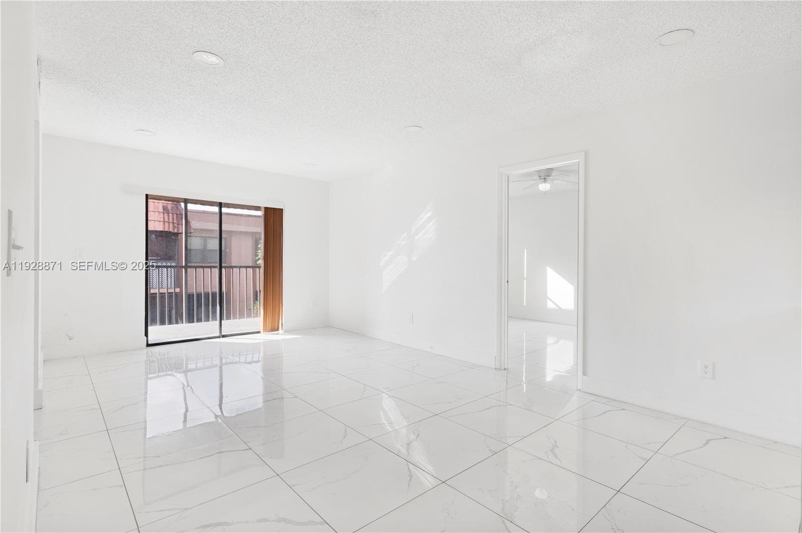 6580 W 27th Ct # 21, Hialeah FL 33016 — 6