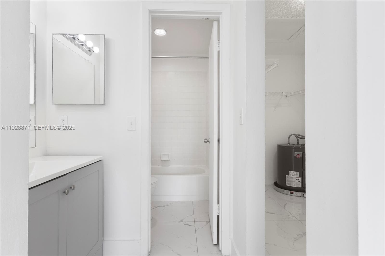 6580 W 27th Ct # 21, Hialeah FL 33016 — 13