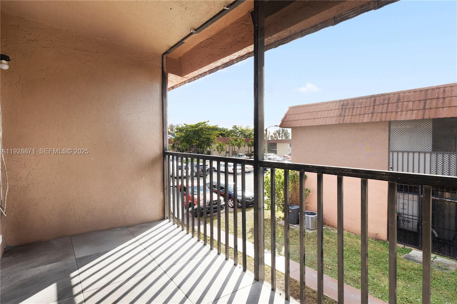 6580 W 27th Ct # 21, Hialeah FL 33016 — 10
