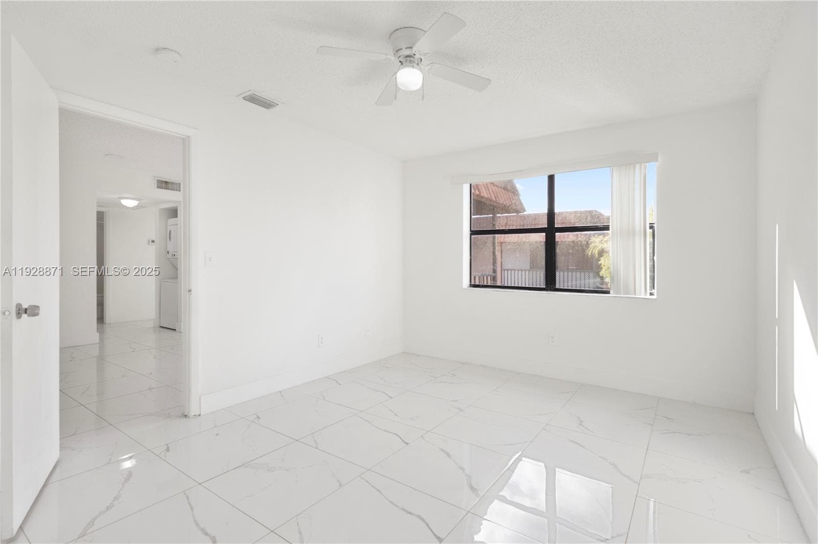 6580 W 27th Ct # 21, Hialeah FL 33016 — 11