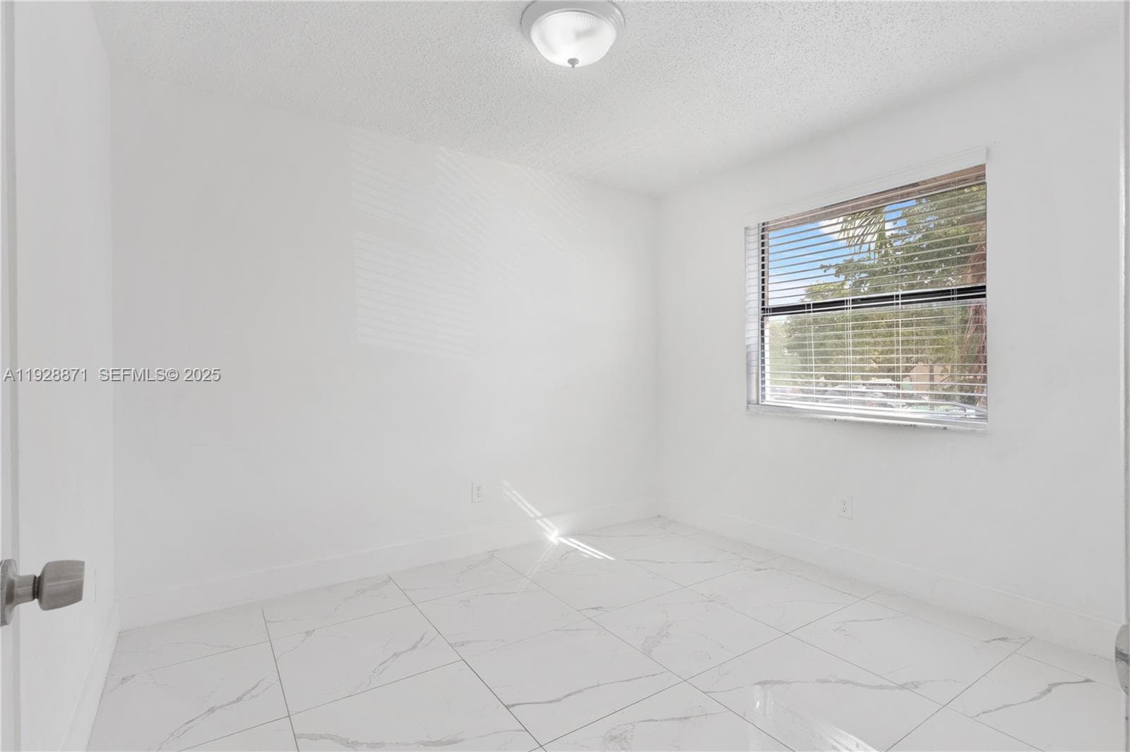 6580 W 27th Ct # 21, Hialeah FL 33016 — 19