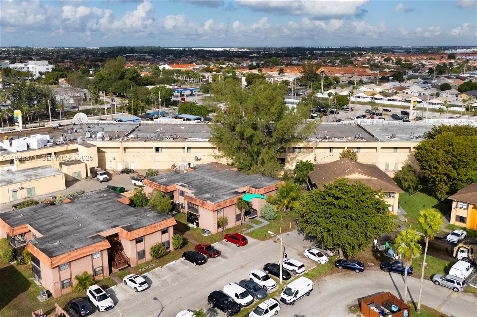 6580 W 27th Ct # 21, Hialeah FL 33016 — 25