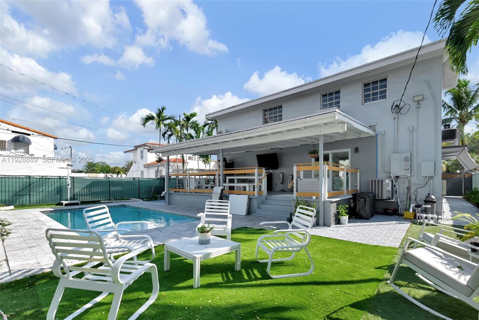 3711 SW 27th Ter, Miami FL 33134 — 42