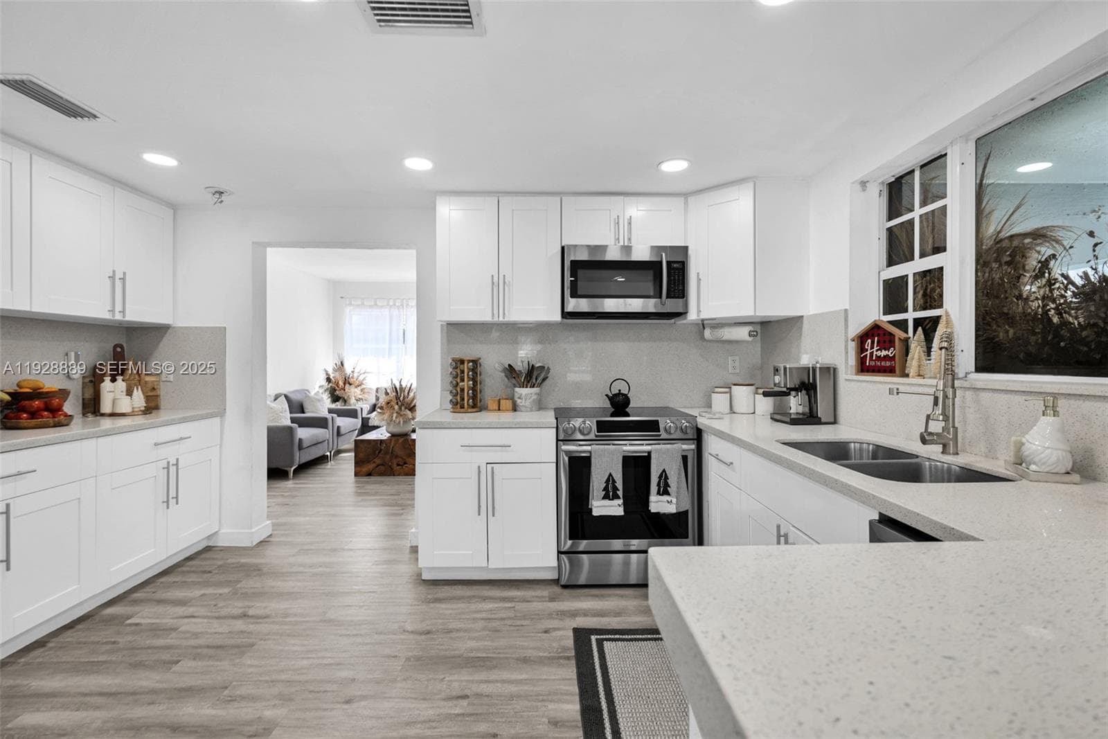 3711 SW 27th Ter, Miami FL 33134 — 20