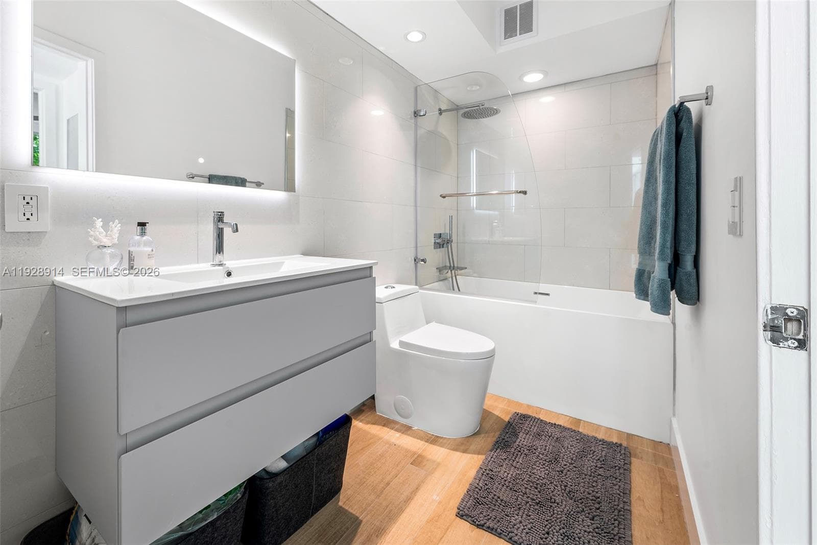 221 Jefferson Ave # 2, Miami Beach FL 33139 — 11