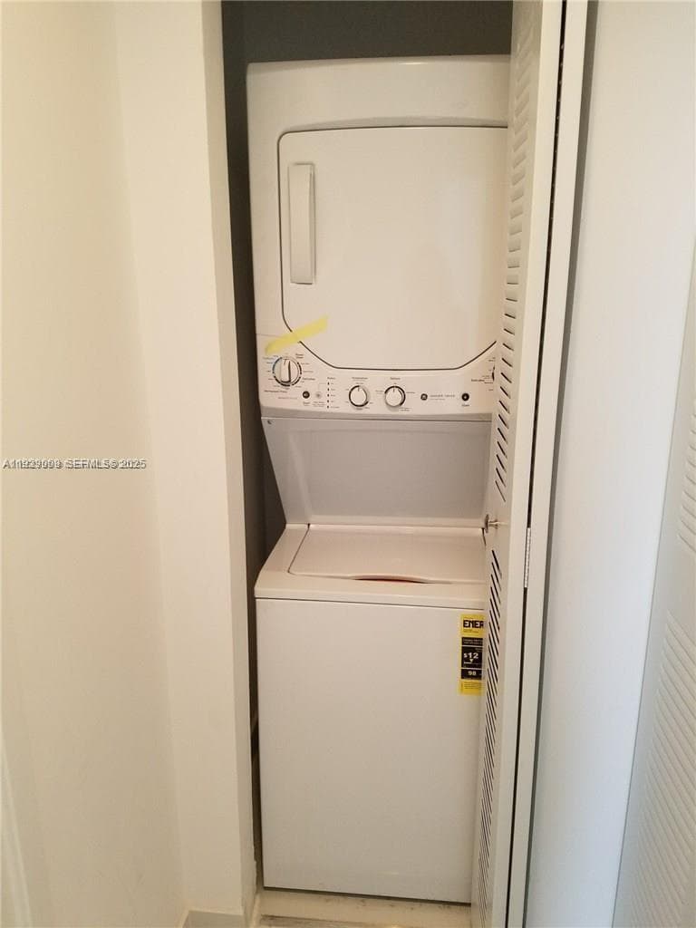 2651 NE 212th Ter # 400, Miami FL 33180 — 7