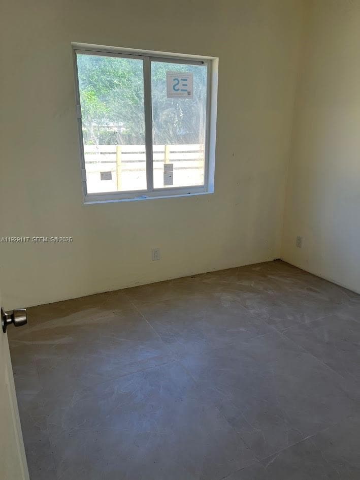 9254 NW 3rd Ave, Miami FL 33150 — 16