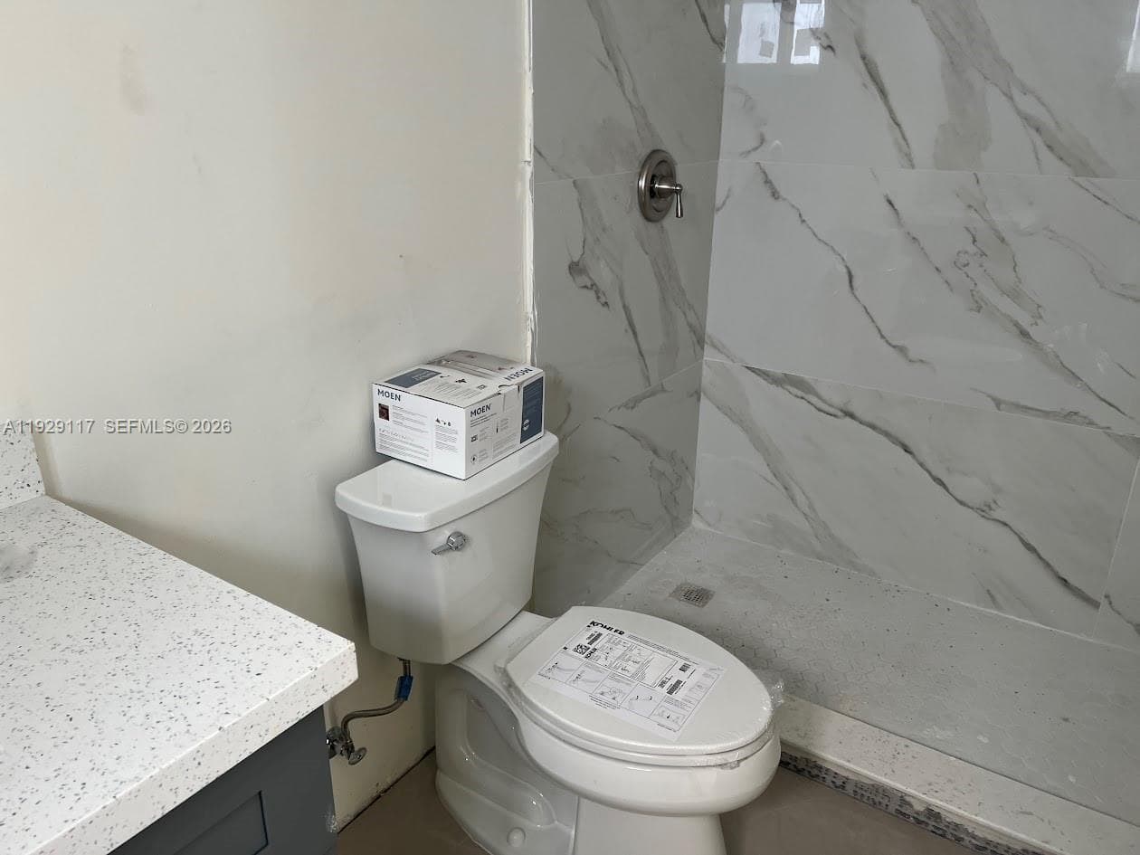 9254 NW 3rd Ave, Miami FL 33150 — 20