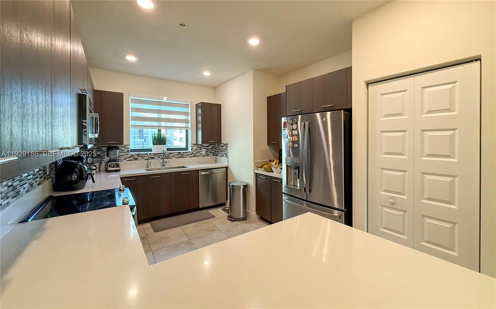 4654 NW 84th Ave, Doral FL 33166 — 17