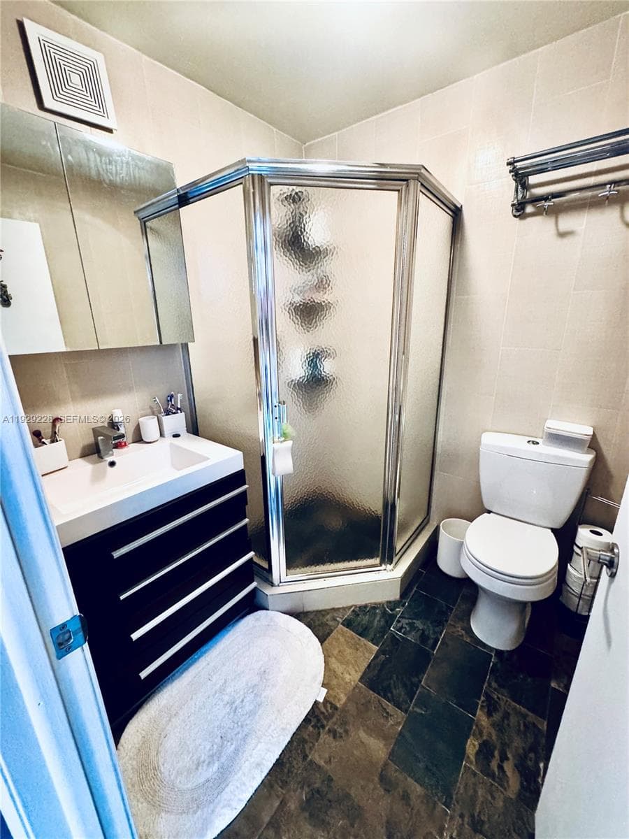 3007 NE 183rd Ln, Aventura FL 33160 — 36