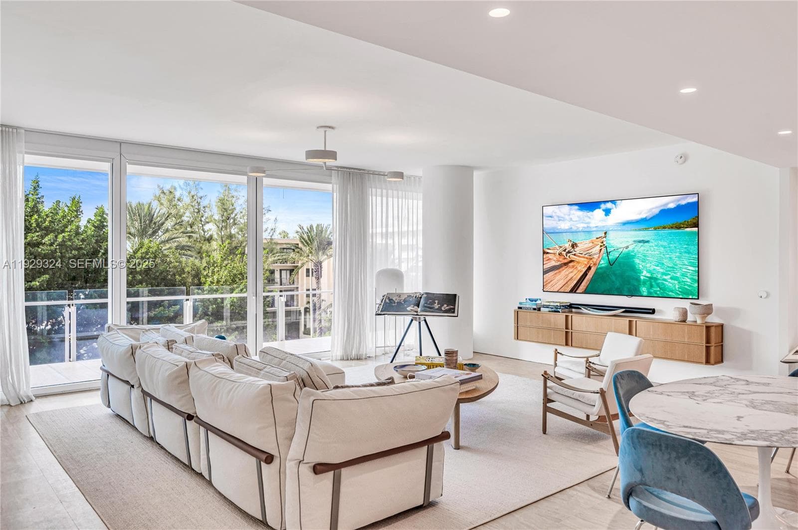 9111 Collins Ave # 322, Surfside FL 33154 — 1