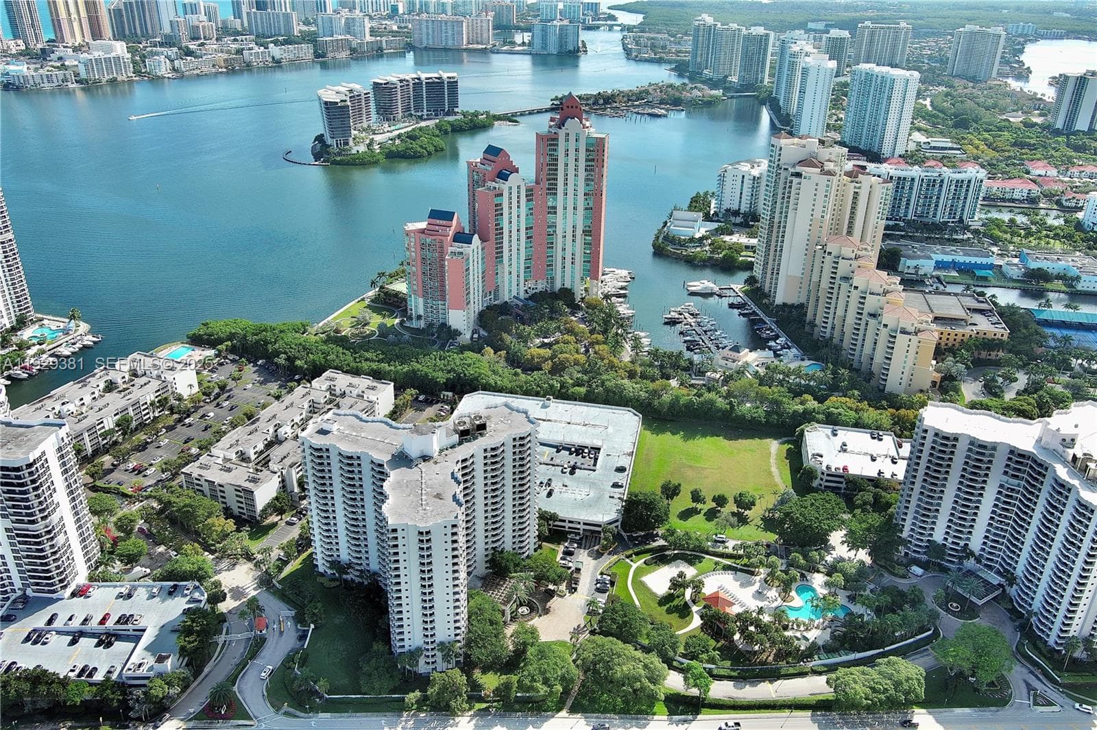 3300 NE 192nd St, Aventura FL 33180 — 29