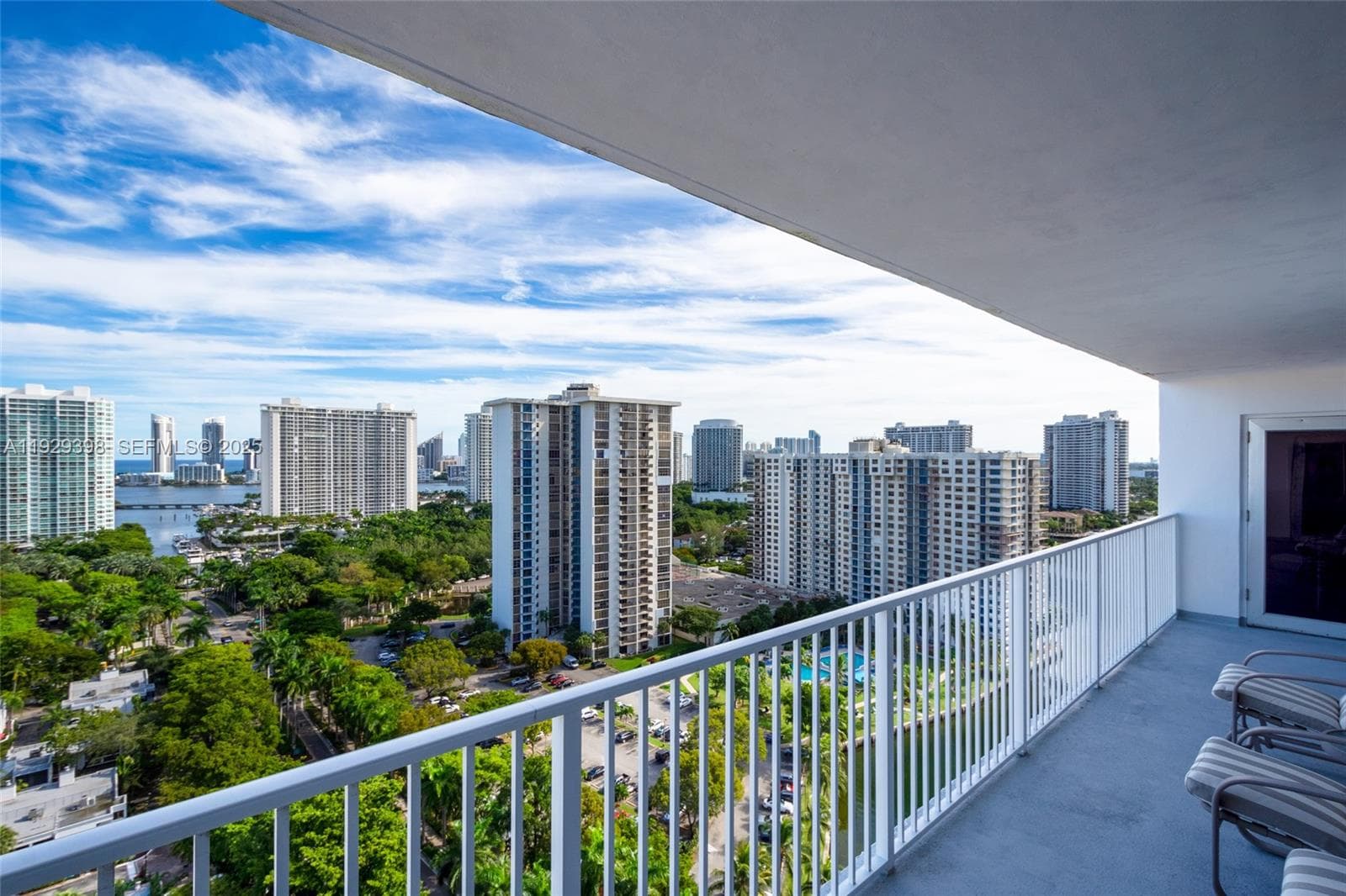 2851 NE 183rd St, Aventura FL 33160 — 5
