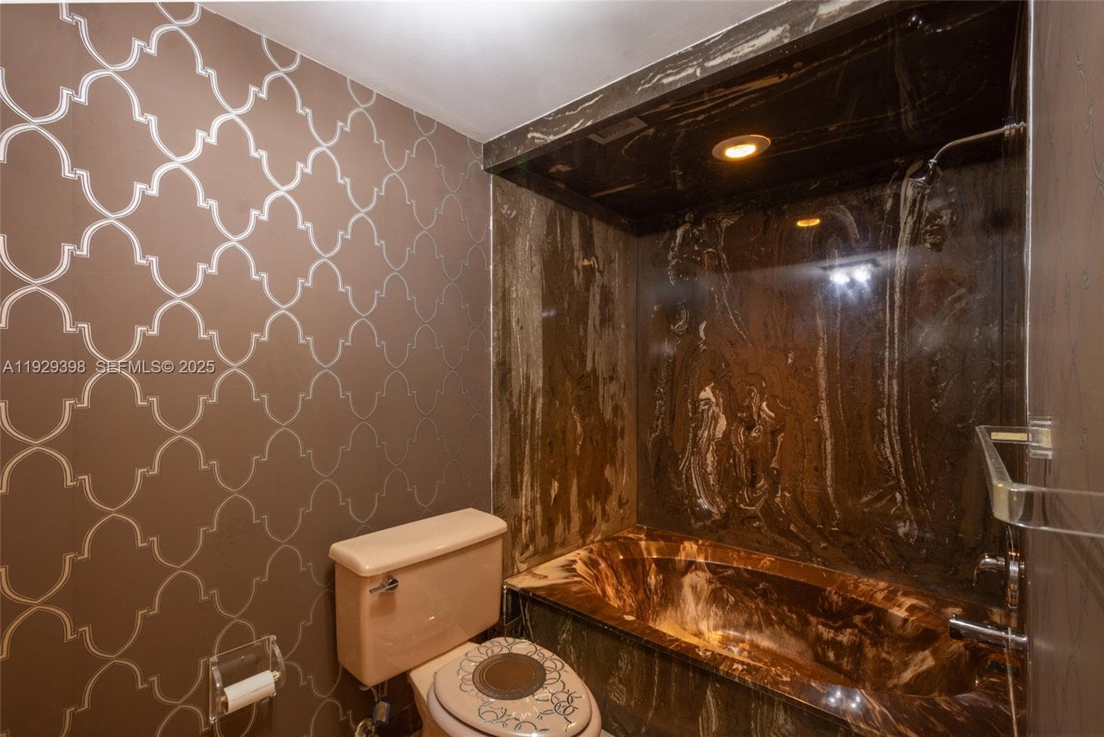 2851 NE 183rd St, Aventura FL 33160 — 14