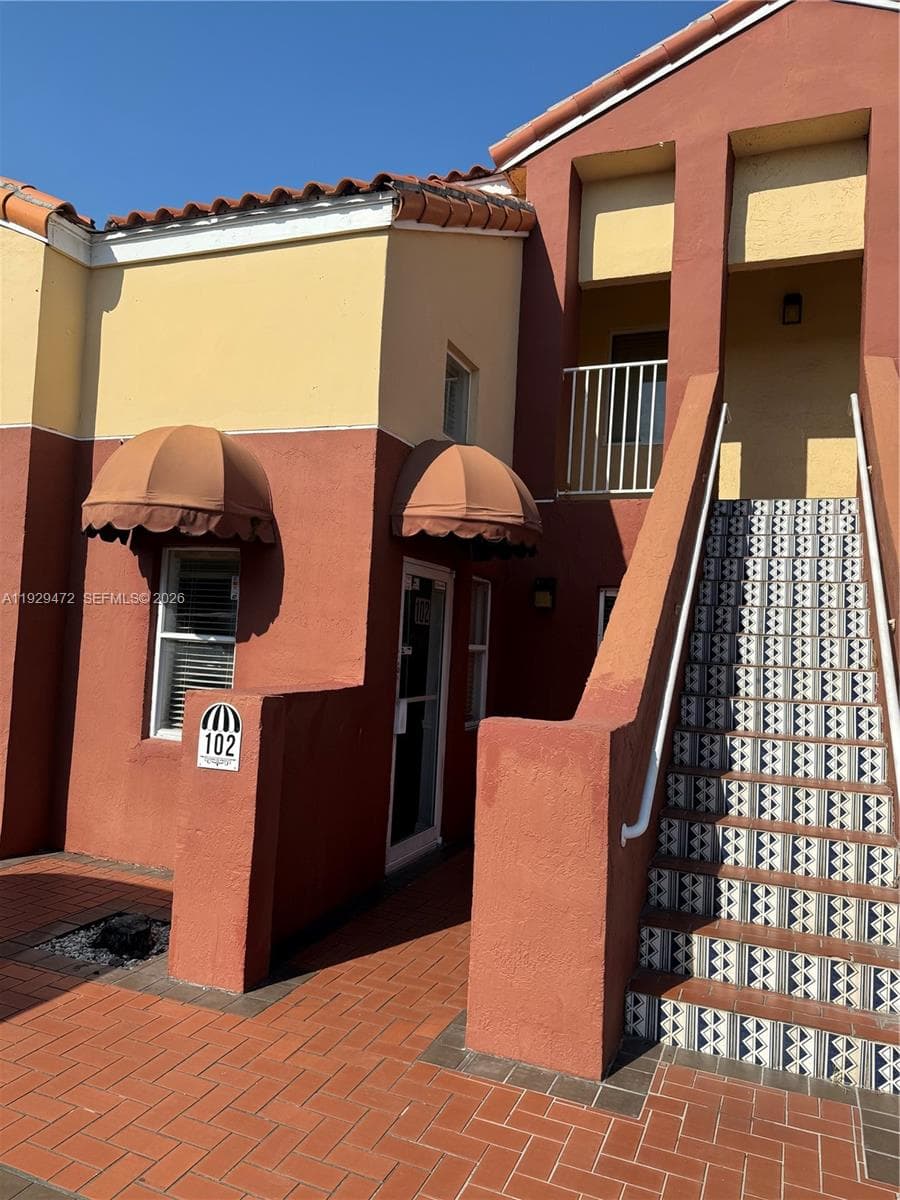 7400 NW 7th St Unit 2, Miami FL 33126 — 2
