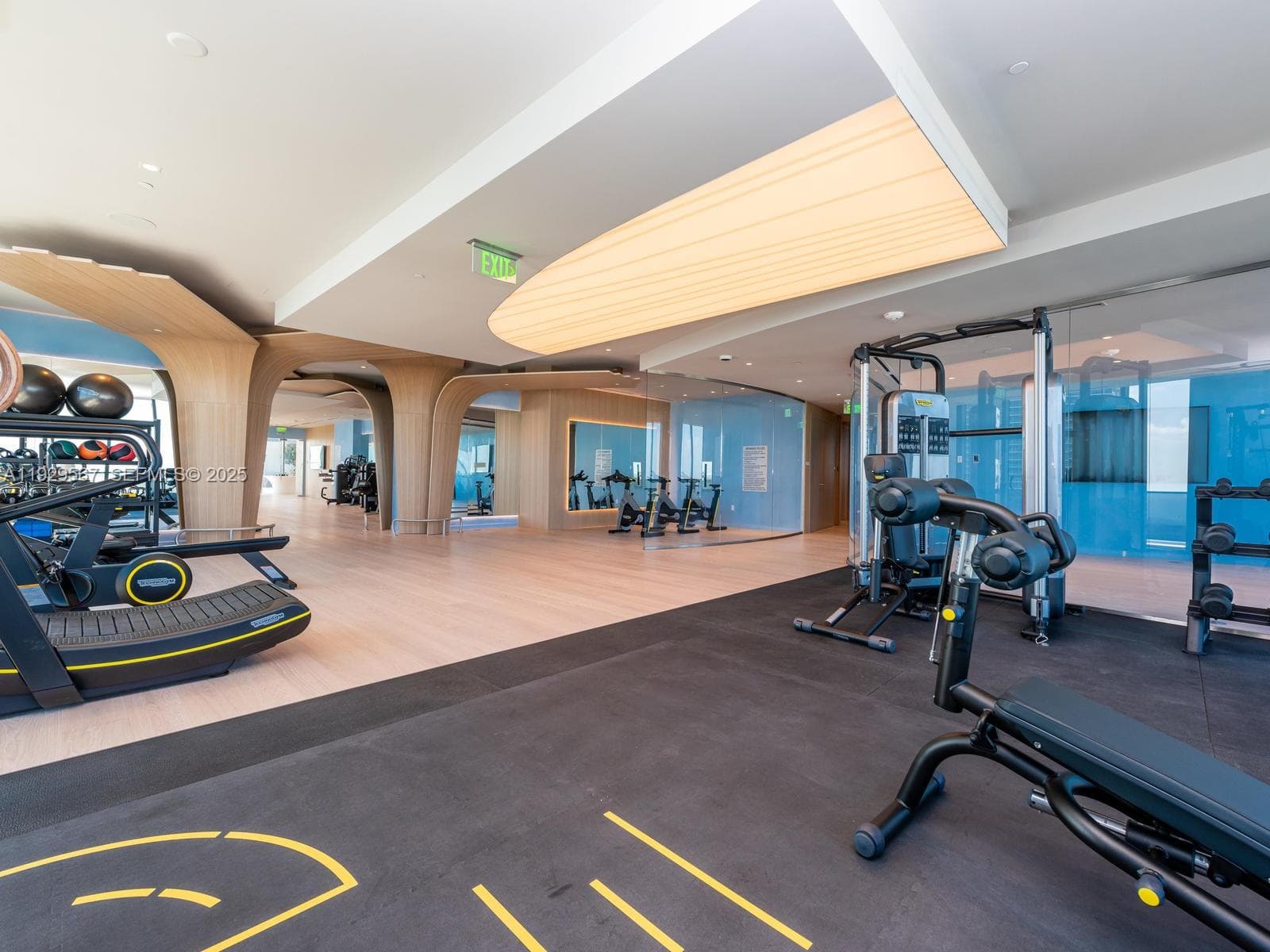 1000 Brickell Plz # 4005, Miami FL 33131 — 23